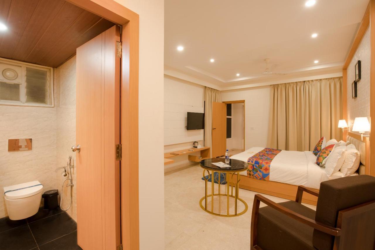 Kvr Capitol Suites Виджаявада Экстерьер фото